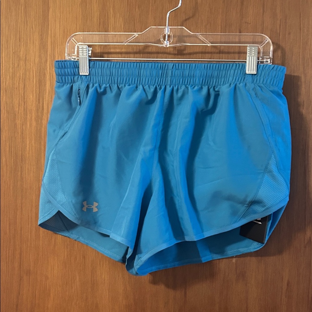 Under armour fly by 3” shorts new